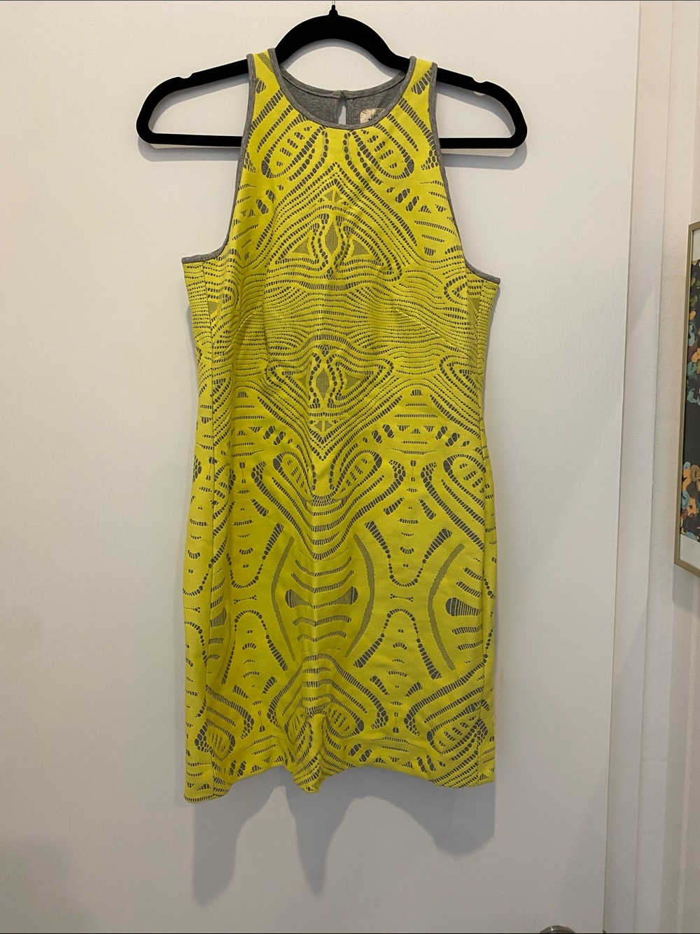 Nicole Miller Yellow Patterned Sleeveless Mini Dress